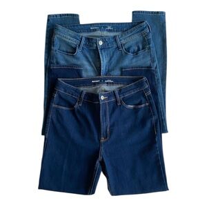 Old Navy High-Waisted Super Skinny Jeans 2 Pair Bundle  Women’s 8 Dark & Medium